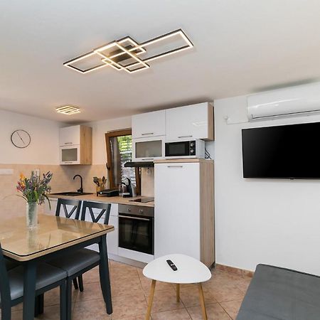 Apartman Lavanda New 2021 Poreč Exteriér fotografie