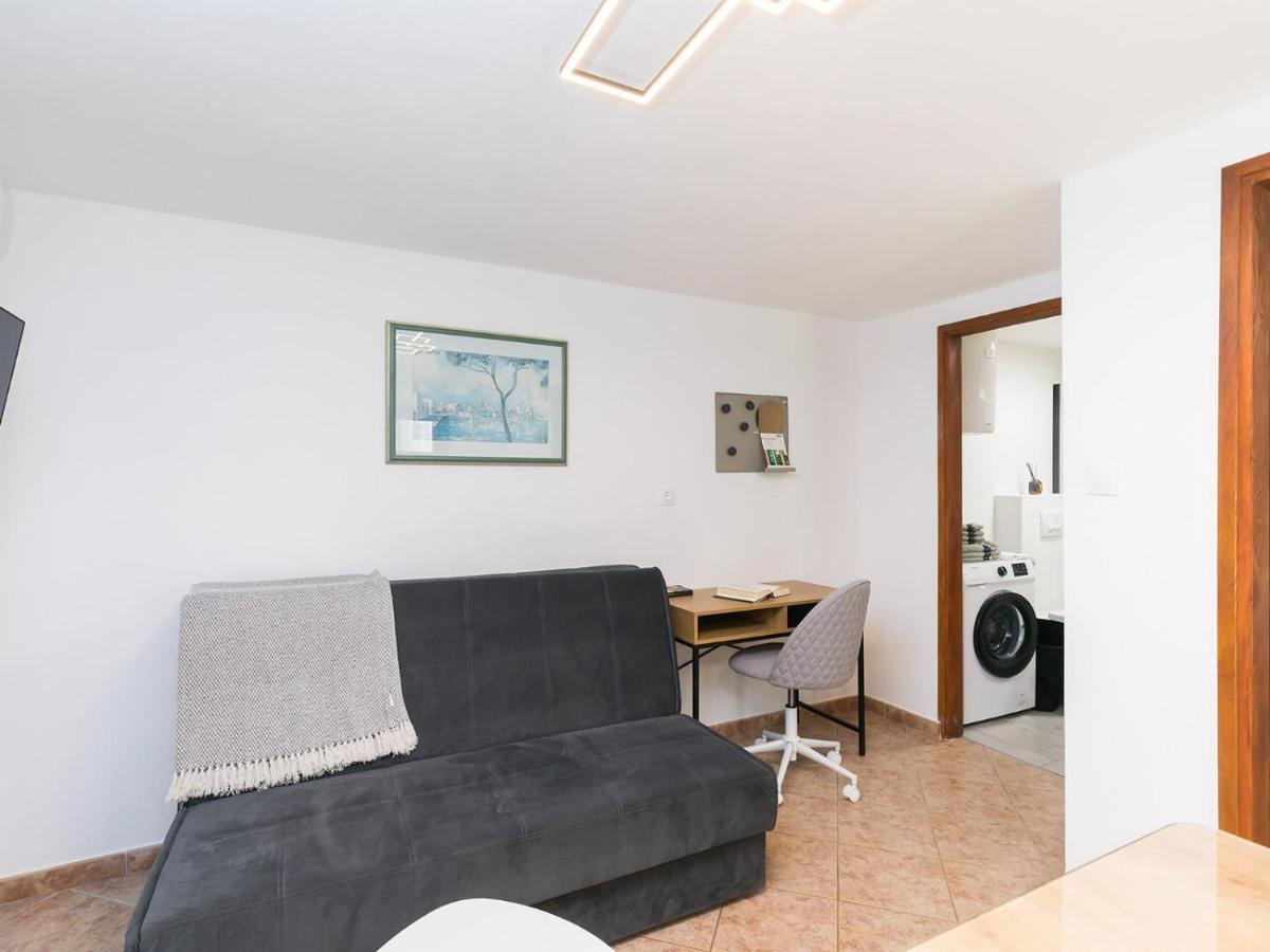 Apartman Lavanda New 2021 Poreč Exteriér fotografie